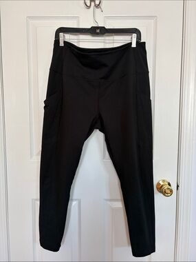 Zella Black Active Leggings with Logo Detail